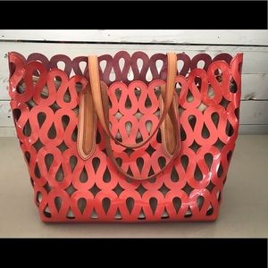 Medium orange tote